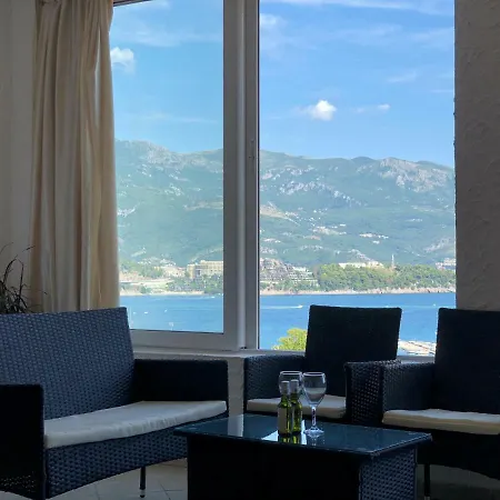Veselinka Apartments & Rooms Budva